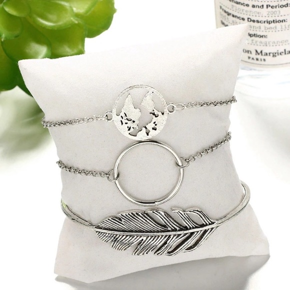 NEW!💙💎BUNDLE OF 3! LAYER BRACELETS! FEATHER!💎💙 - Picture 4 of 15